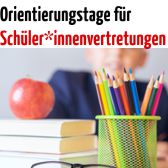 Bücher und bunte Stife in einem Stiftehalter
